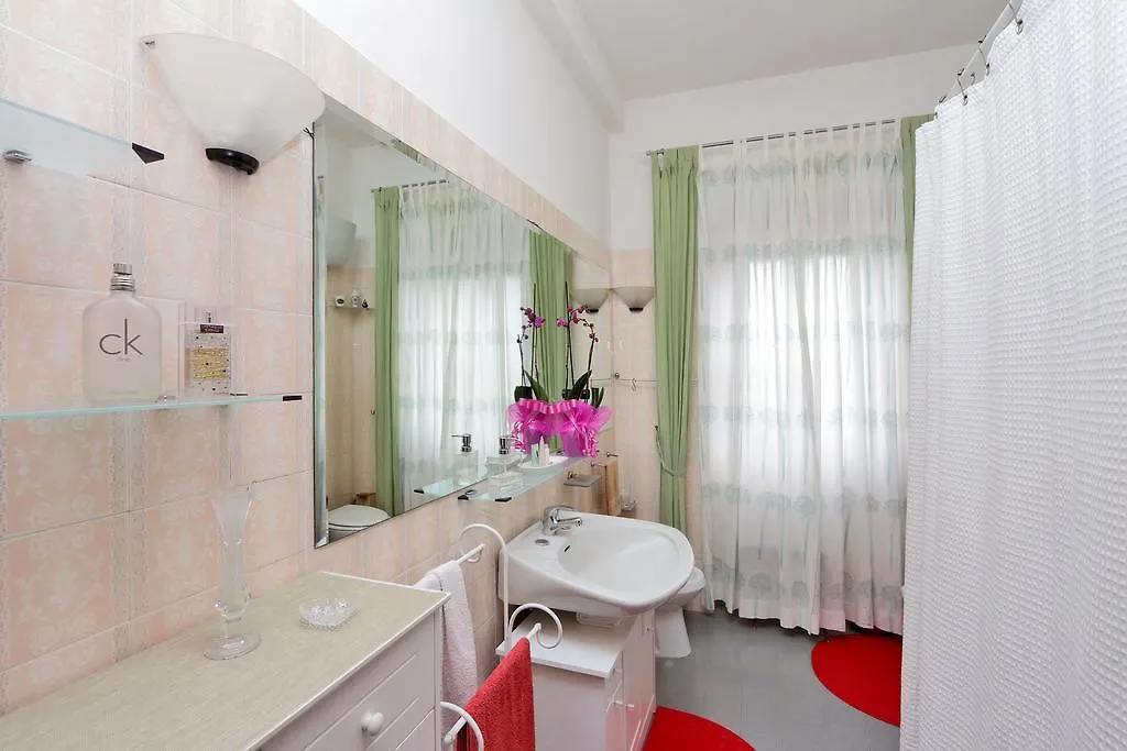 A Casa Di Silvana Bed & Breakfast Rome 0*,  Italy